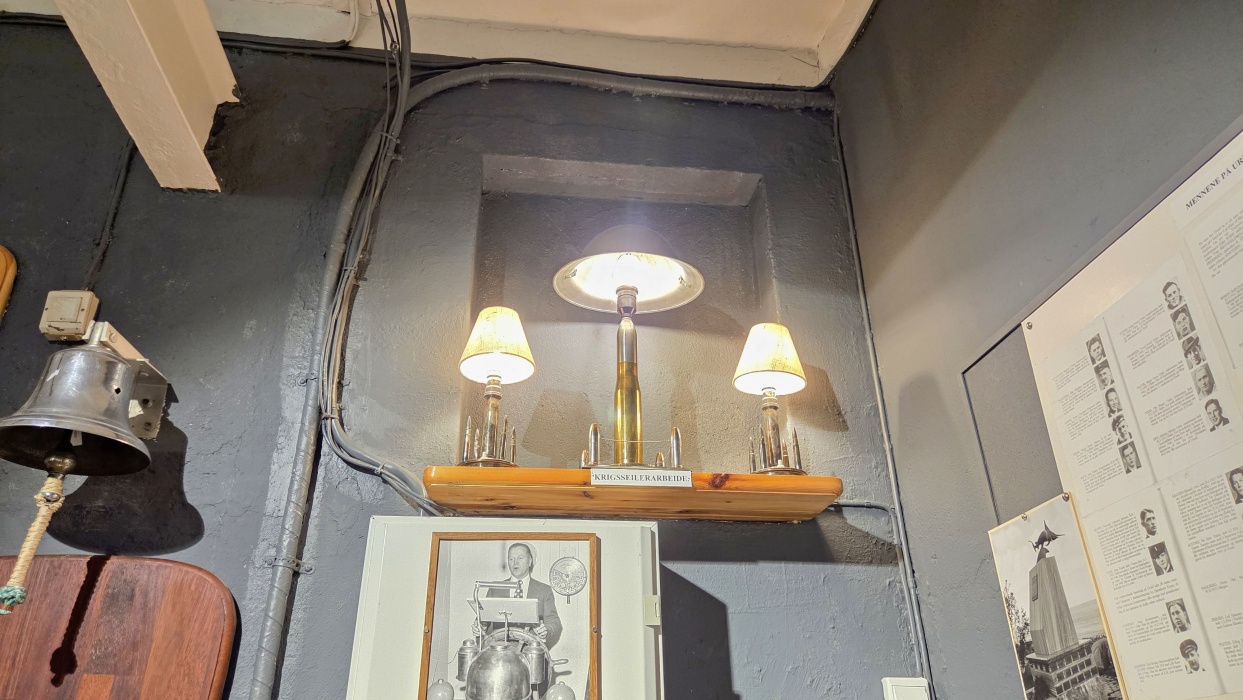 砲弾で作ったライト