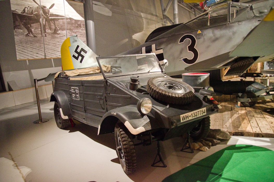 第二次世界大戦中にナチス・ドイツの軍用車両として開発された軍用車